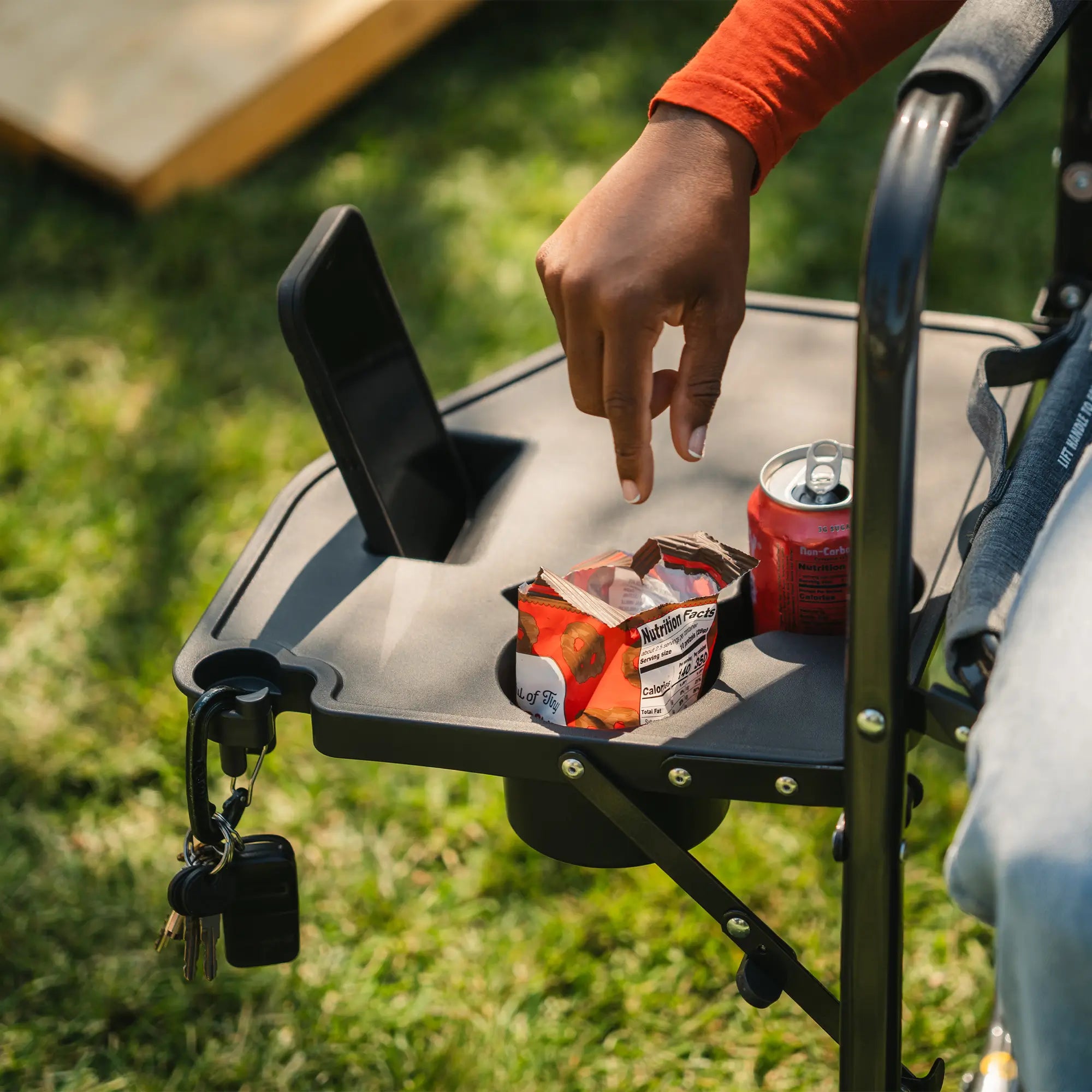 Smooth Motion Freestyle Rocker with Side Table - Choice 853 - Heavy-Duty Kickback Rocker with Beverage Holder Detail